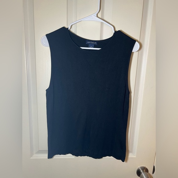 Ann Taylor Tops - Ann Taylor Black Silk Sleeveless Blouse Shell Women’s L Workwear
